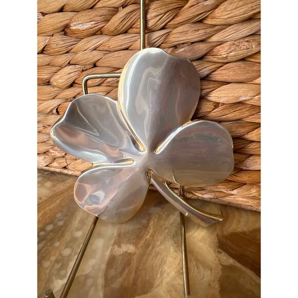 24 Gold Plated 4 Leaf Clover - Picture 1 of 6